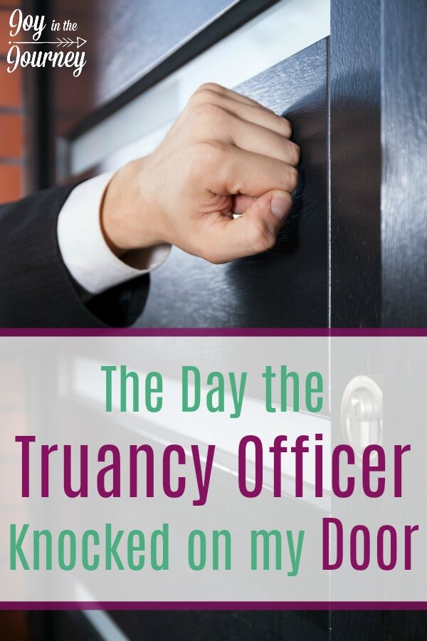 Homeschool parents, what would YOU do if a truancy officer knocked on your door. Are you prepared? You need to be! 